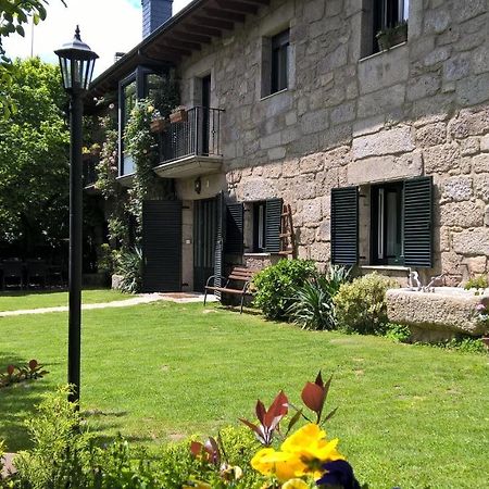 Conjunto Entre Acebos Guest House Sotillo de Sanabria ภายนอก รูปภาพ
