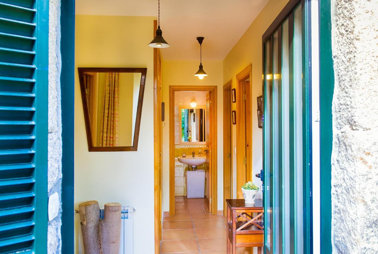 Conjunto Entre Acebos Guest House Sotillo de Sanabria ภายนอก รูปภาพ