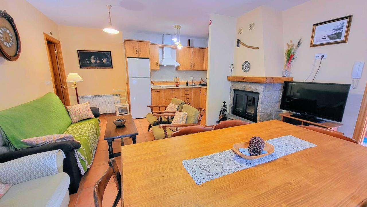 Conjunto Entre Acebos Guest House Sotillo de Sanabria ภายนอก รูปภาพ