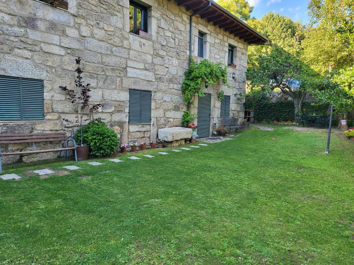 Conjunto Entre Acebos Guest House Sotillo de Sanabria ภายนอก รูปภาพ