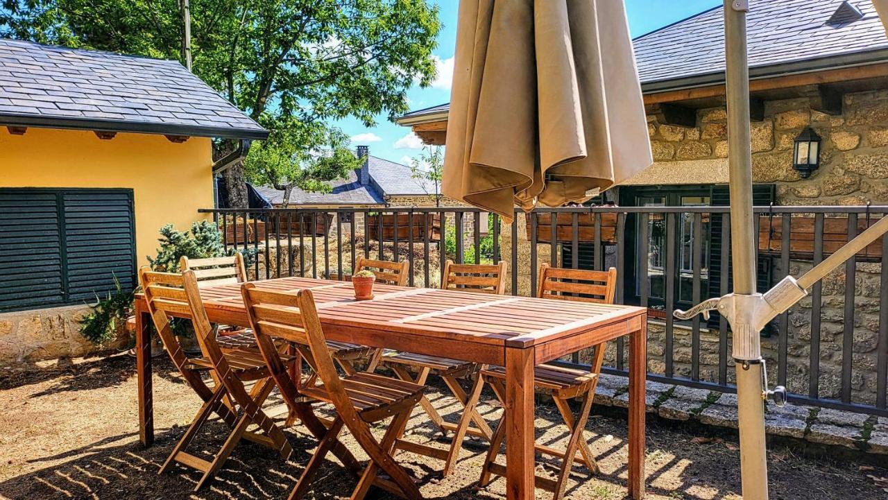 Conjunto Entre Acebos Guest House Sotillo de Sanabria ภายนอก รูปภาพ