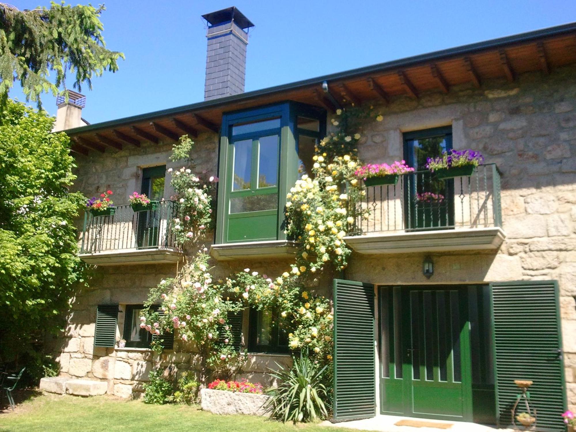 Conjunto Entre Acebos Guest House Sotillo de Sanabria ภายนอก รูปภาพ