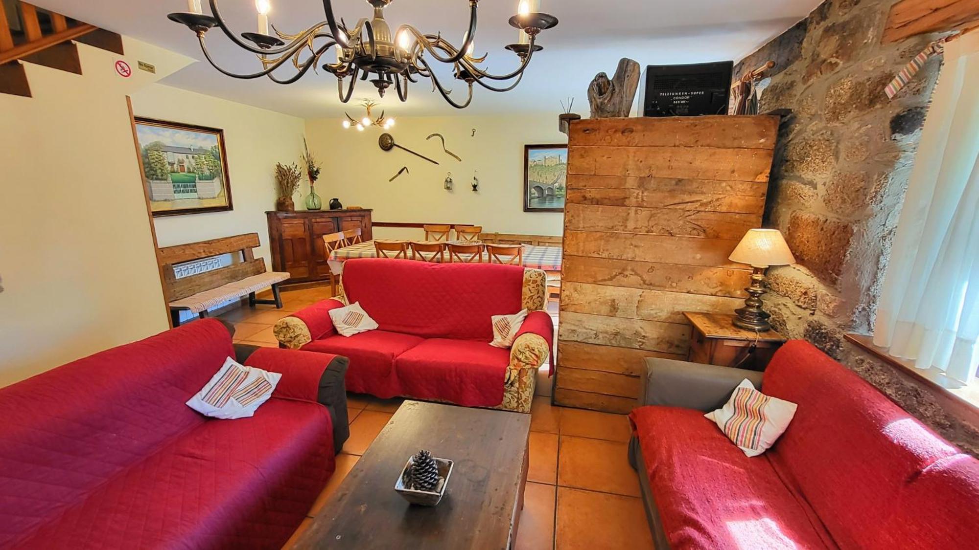 Conjunto Entre Acebos Guest House Sotillo de Sanabria ภายนอก รูปภาพ